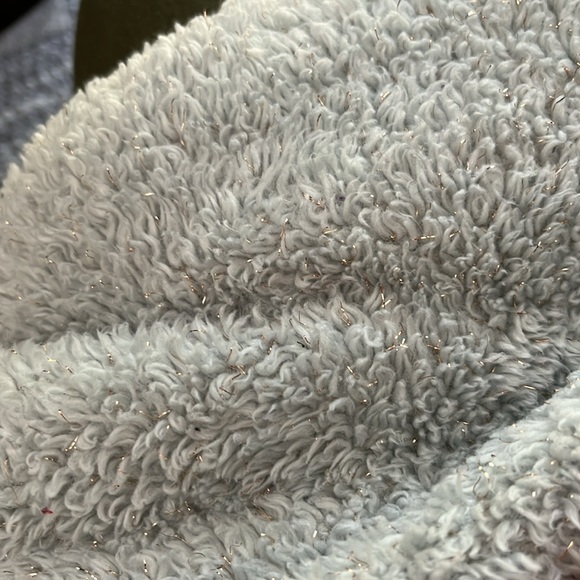 Adidas Girl Loose Fit Glitter Sherpa Pull Over - Picture 7 of 9